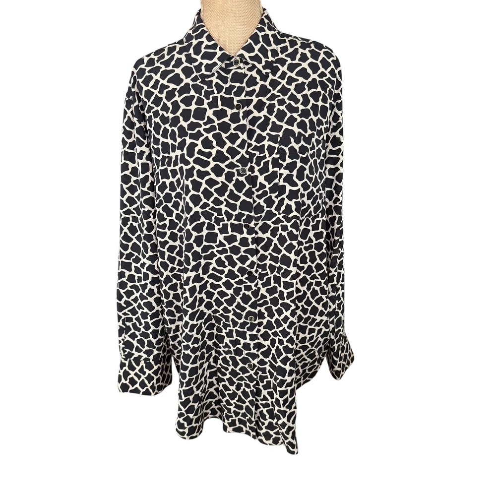 DKNY Donna Karan New York Animal Print‎ Silk Button Down Shirt Long Sleeve M - Picture 2 of 10